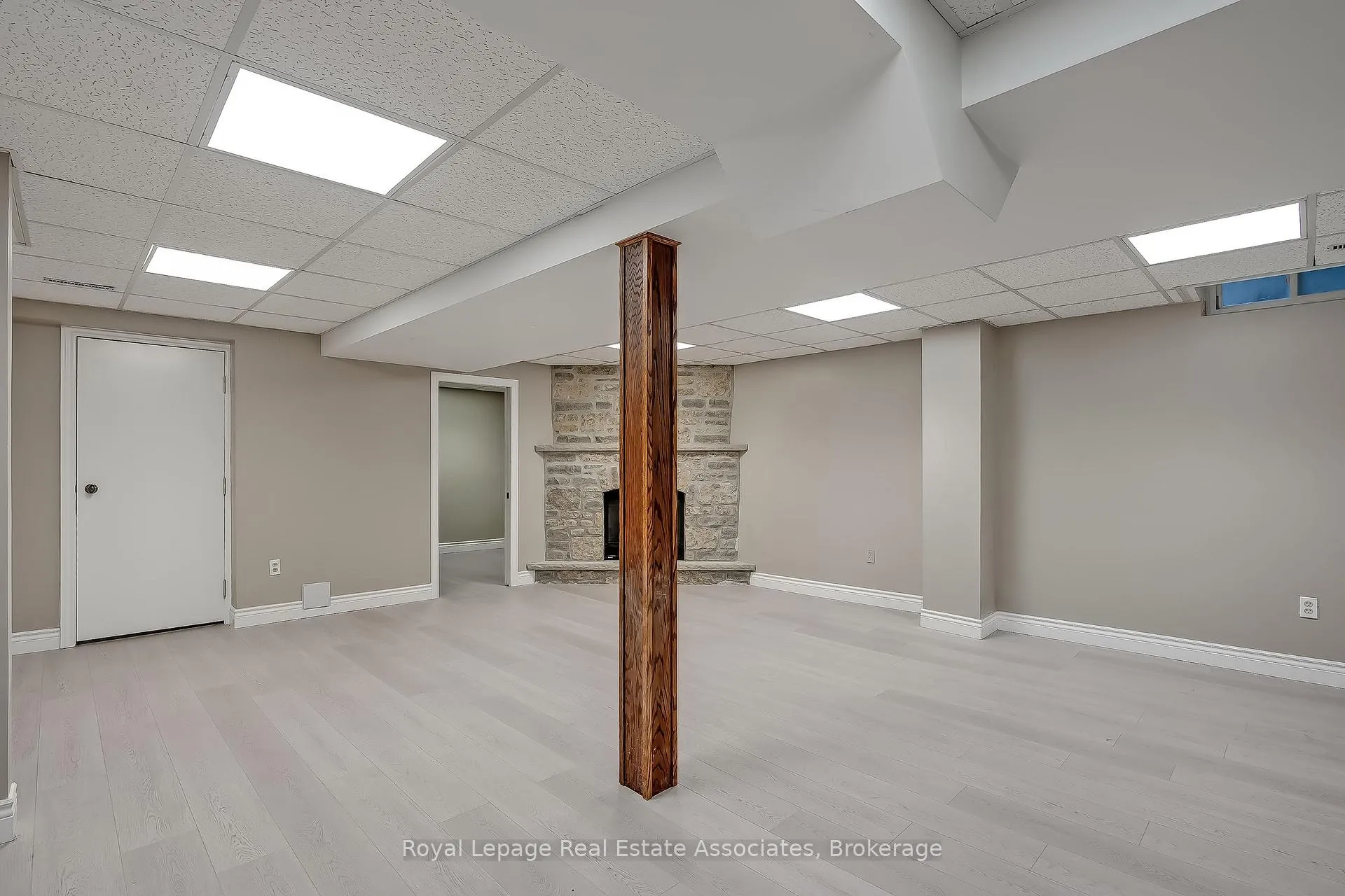 Photo 26 of 43 Corkett Drive, Brampton, Northwood Park — HOMEH