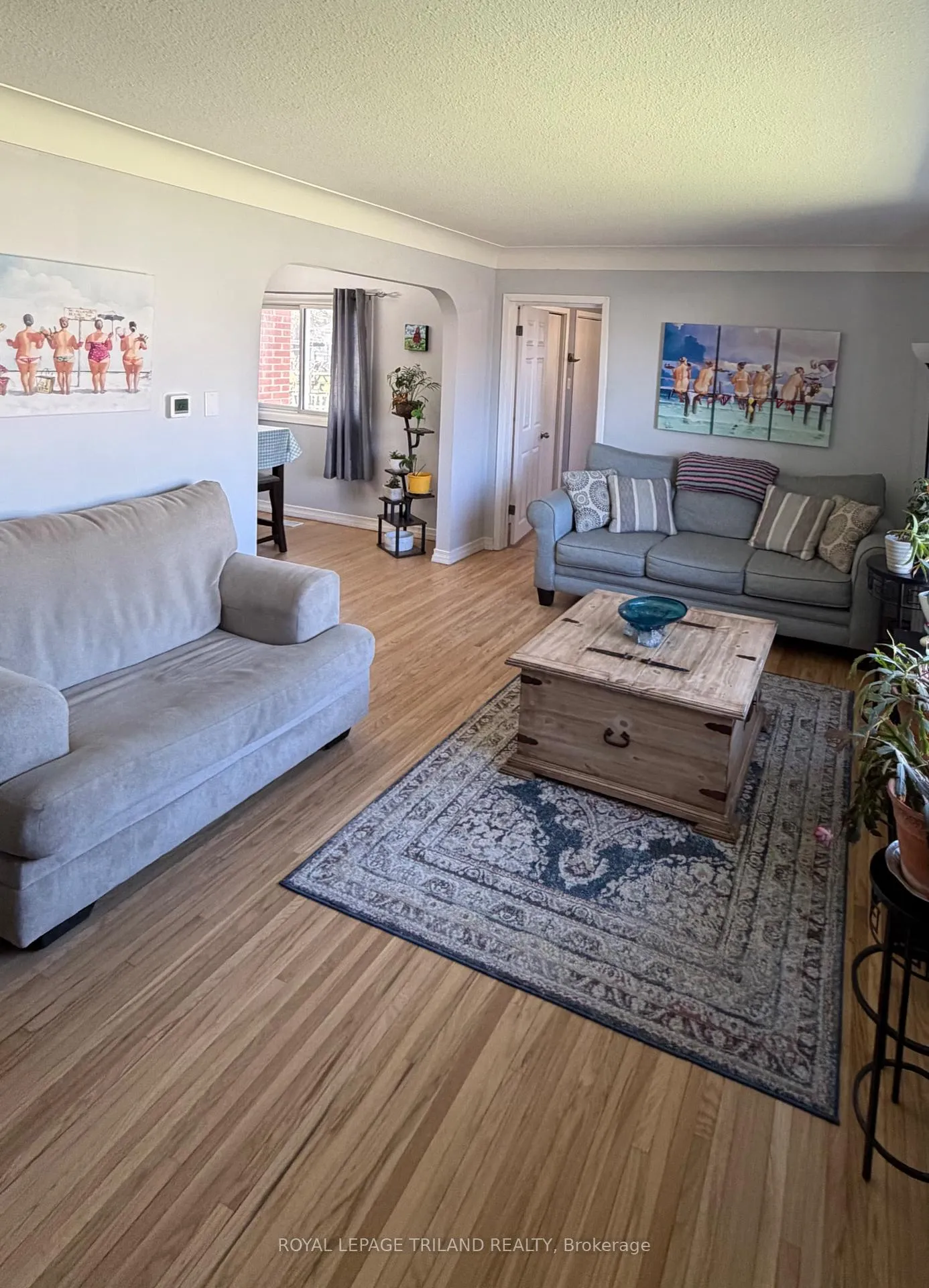 Photo 6 of 102 Steele Street, St. Thomas — HOMEH