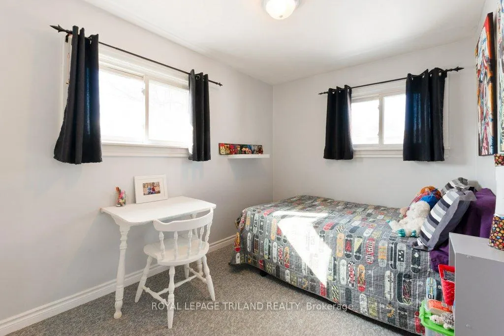 Photo 18 of 102 Steele Street, St. Thomas — HOMEH