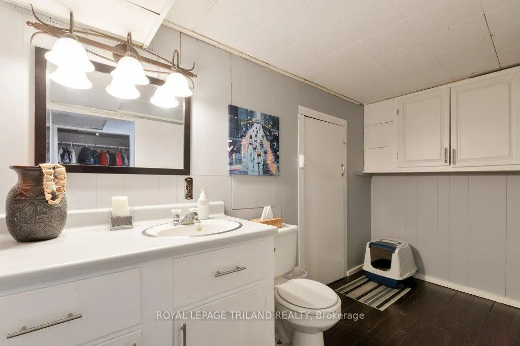 Photo 21 of 102 Steele Street, St. Thomas — HOMEH