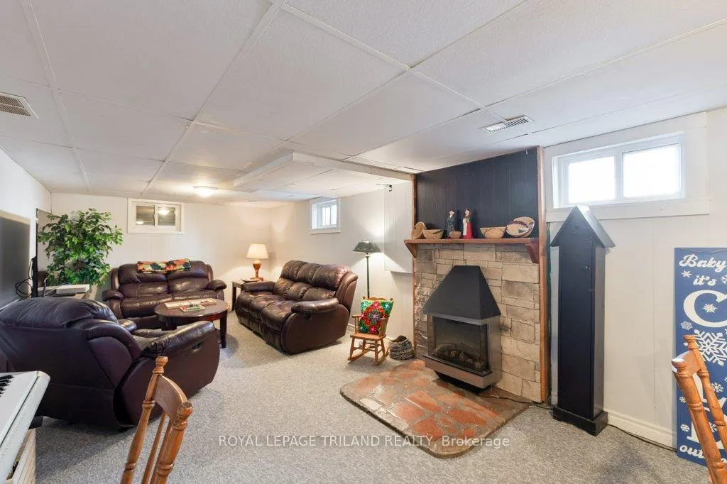 Photo 25 of 102 Steele Street, St. Thomas — HOMEH