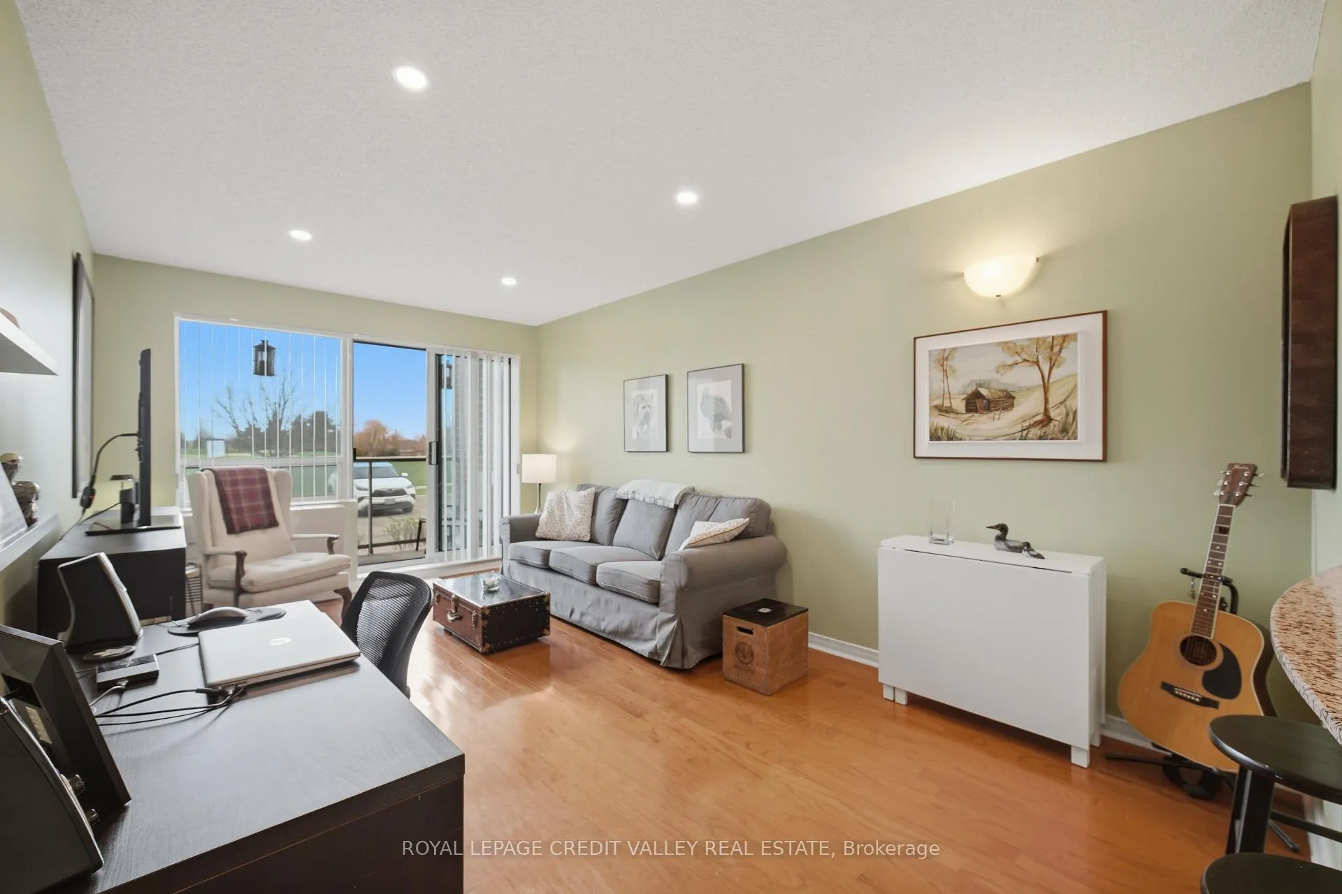 Photo 14 of Unit 103, 55 Via Rosedale, Brampton, Sandringham-Wellington — HOMEH