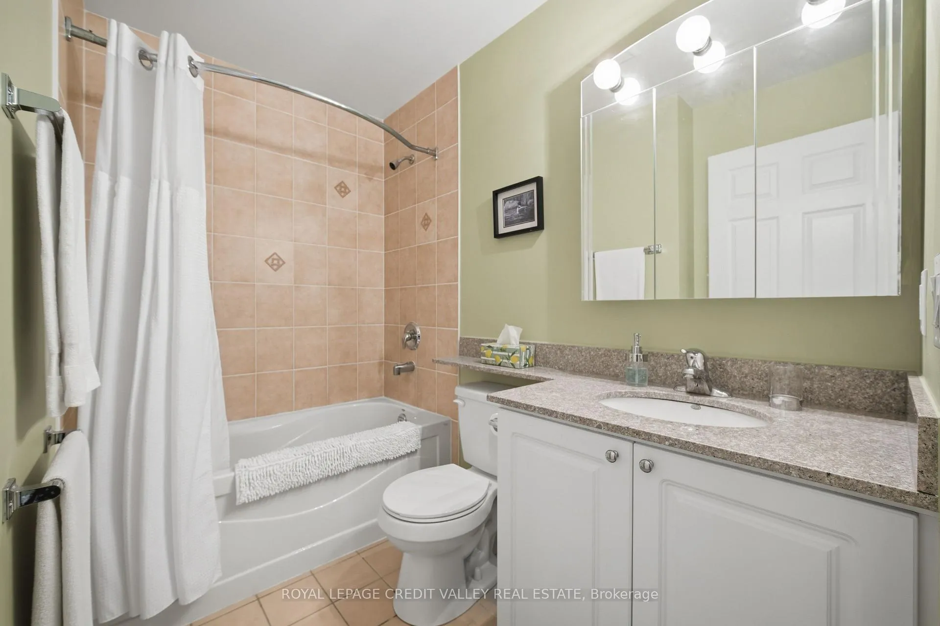 Photo 21 of Unit 103, 55 Via Rosedale, Brampton, Sandringham-Wellington — HOMEH