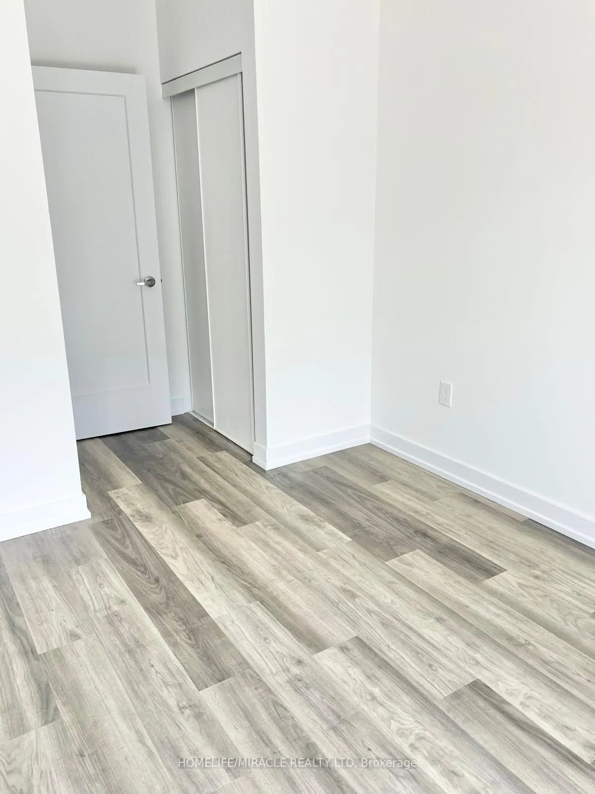 Photo 8 of Unit P26, 25 Palace Street, Kitchener — HOMEH
