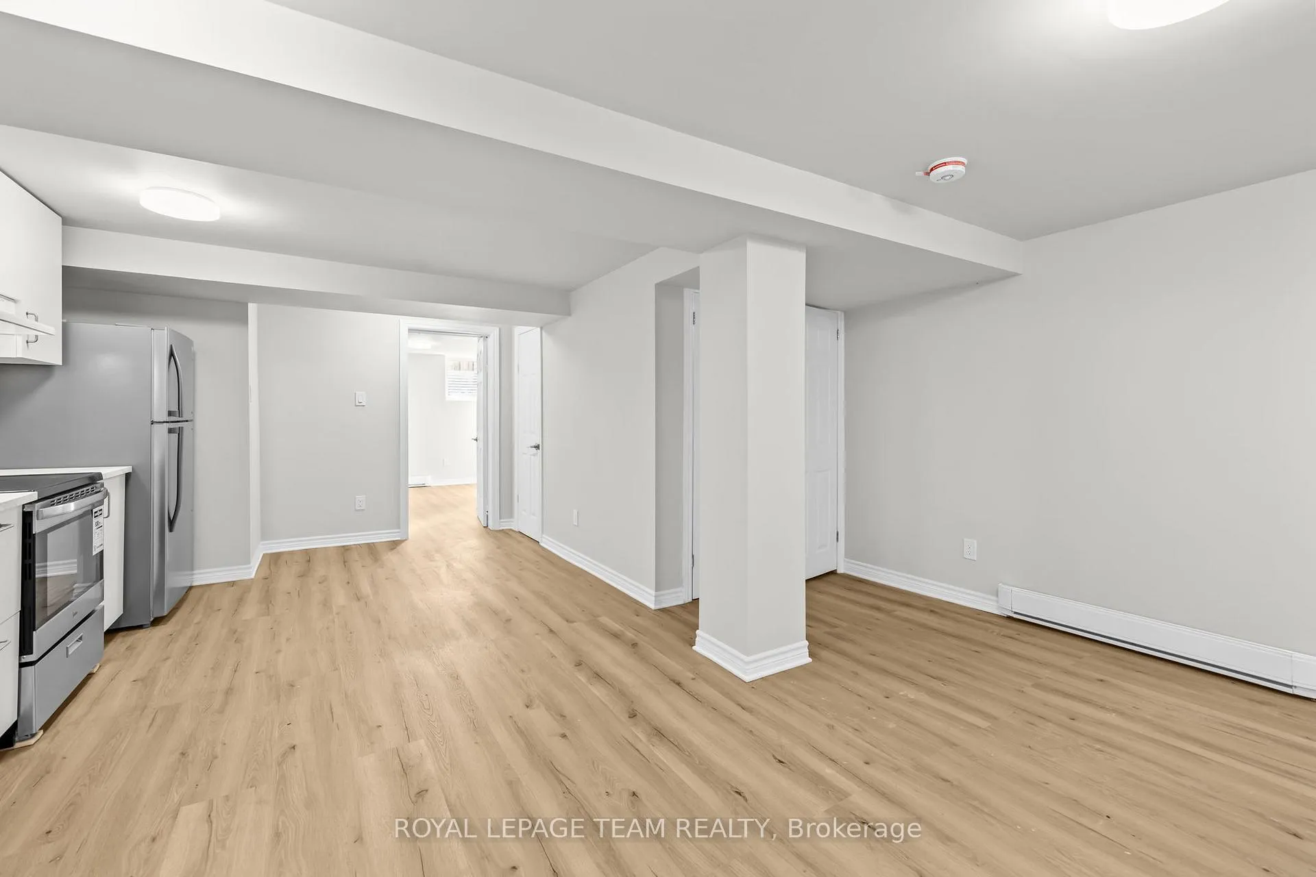 Photo 4 of Unit B, 1420 Hayes Street, Ottawa, Bilberry Creek/Queenswood Heights — HOMEH