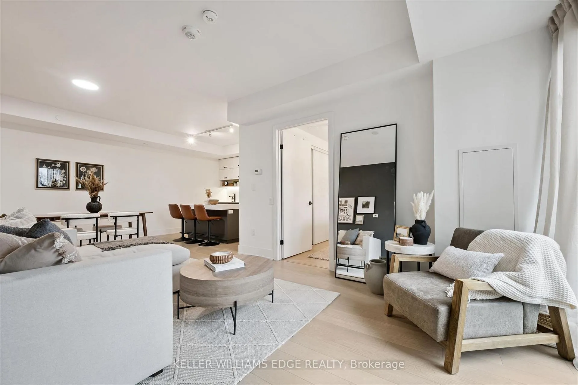 Photo 17 of Unit 501, 1888 Queen Street E, Toronto, The Beaches — HOMEH