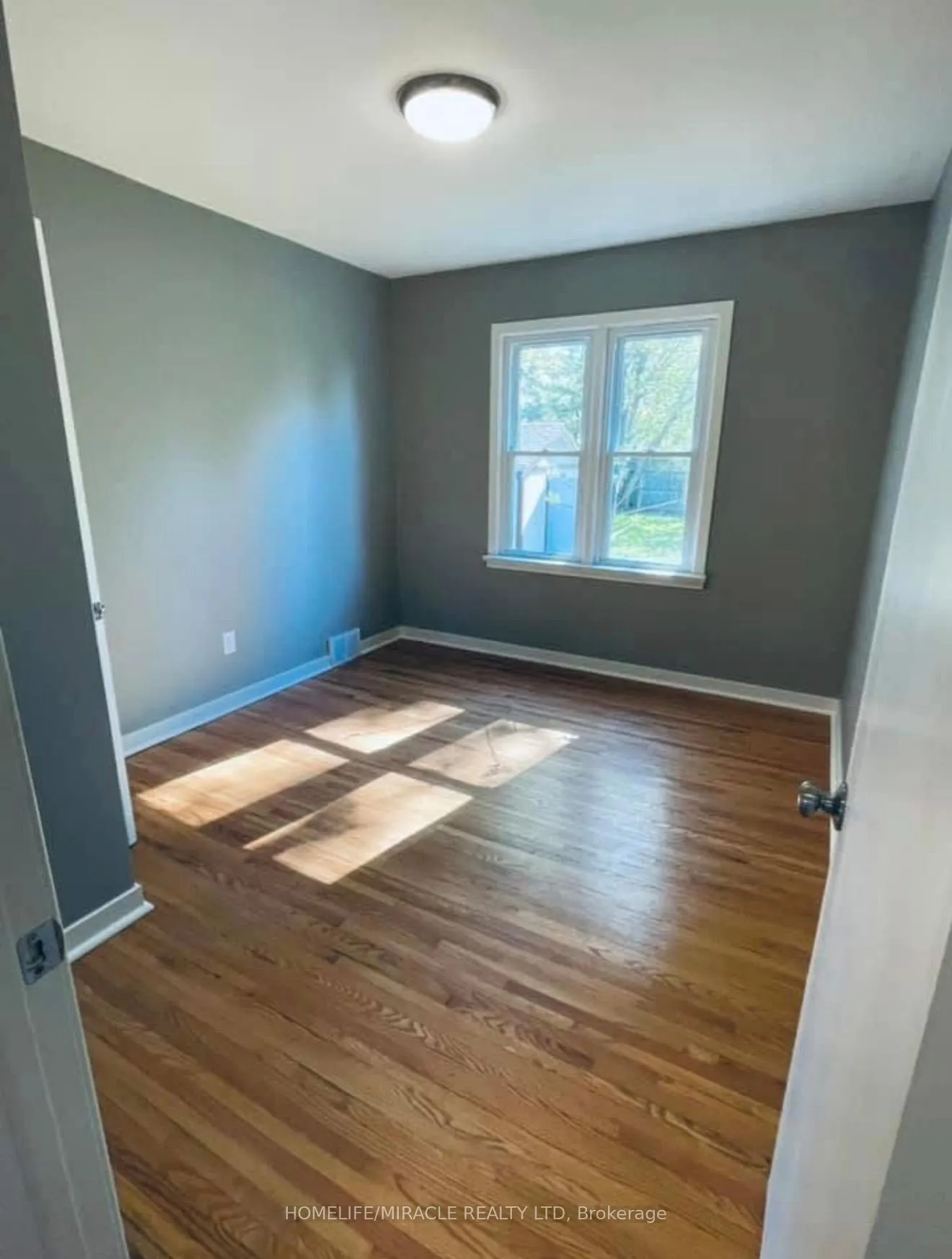 Photo 7 of 6746 Betty Avenue, Niagara Falls, Arad/Fallsview — HOMEH