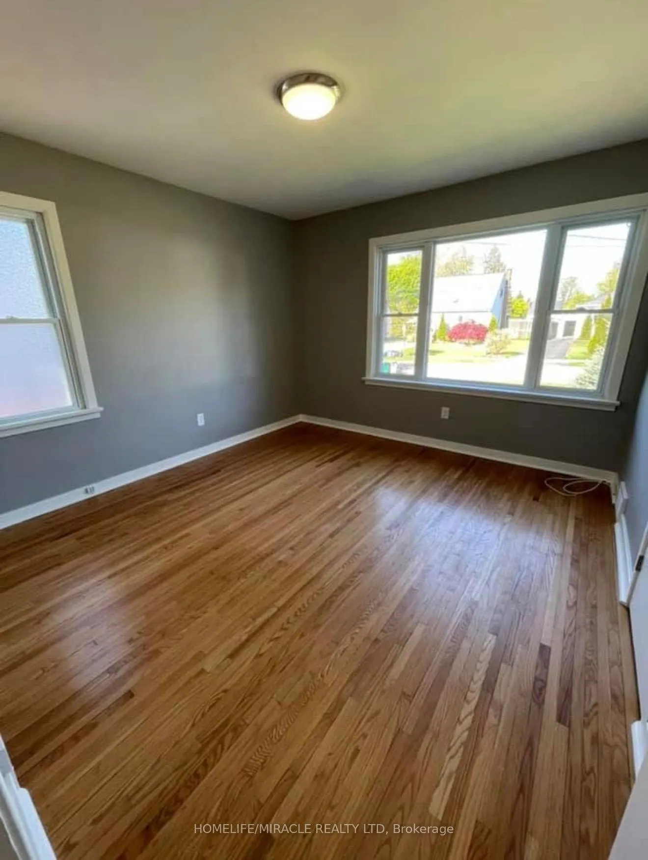 Photo 8 of 6746 Betty Avenue, Niagara Falls, Arad/Fallsview — HOMEH