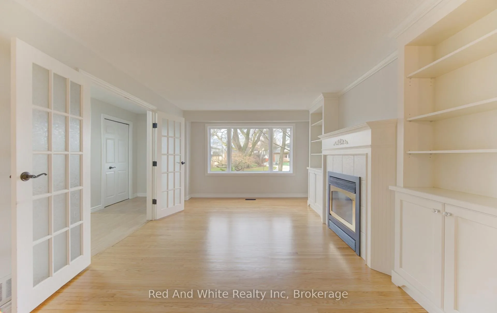 Photo 7 of 34 Forest Glen Court, Kitchener — HOMEH