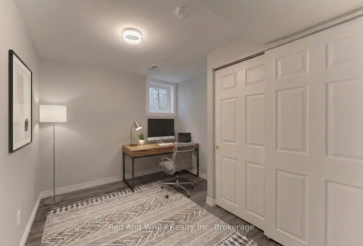 Photo 34 of 34 Forest Glen Court, Kitchener — HOMEH