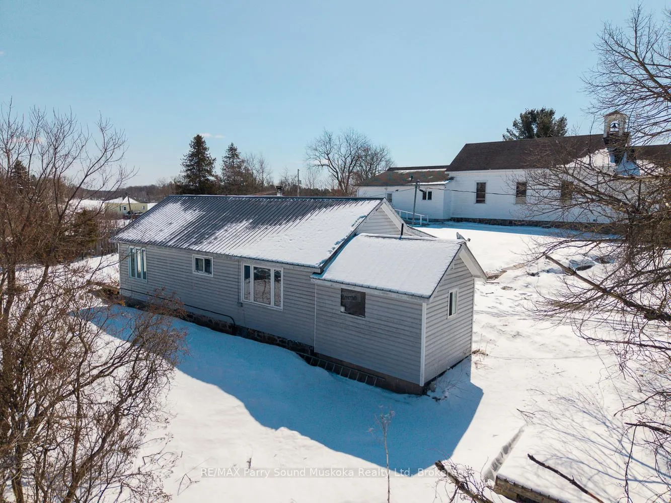 Photo 3 of 2 Mary Street, McKellar — HOMEH