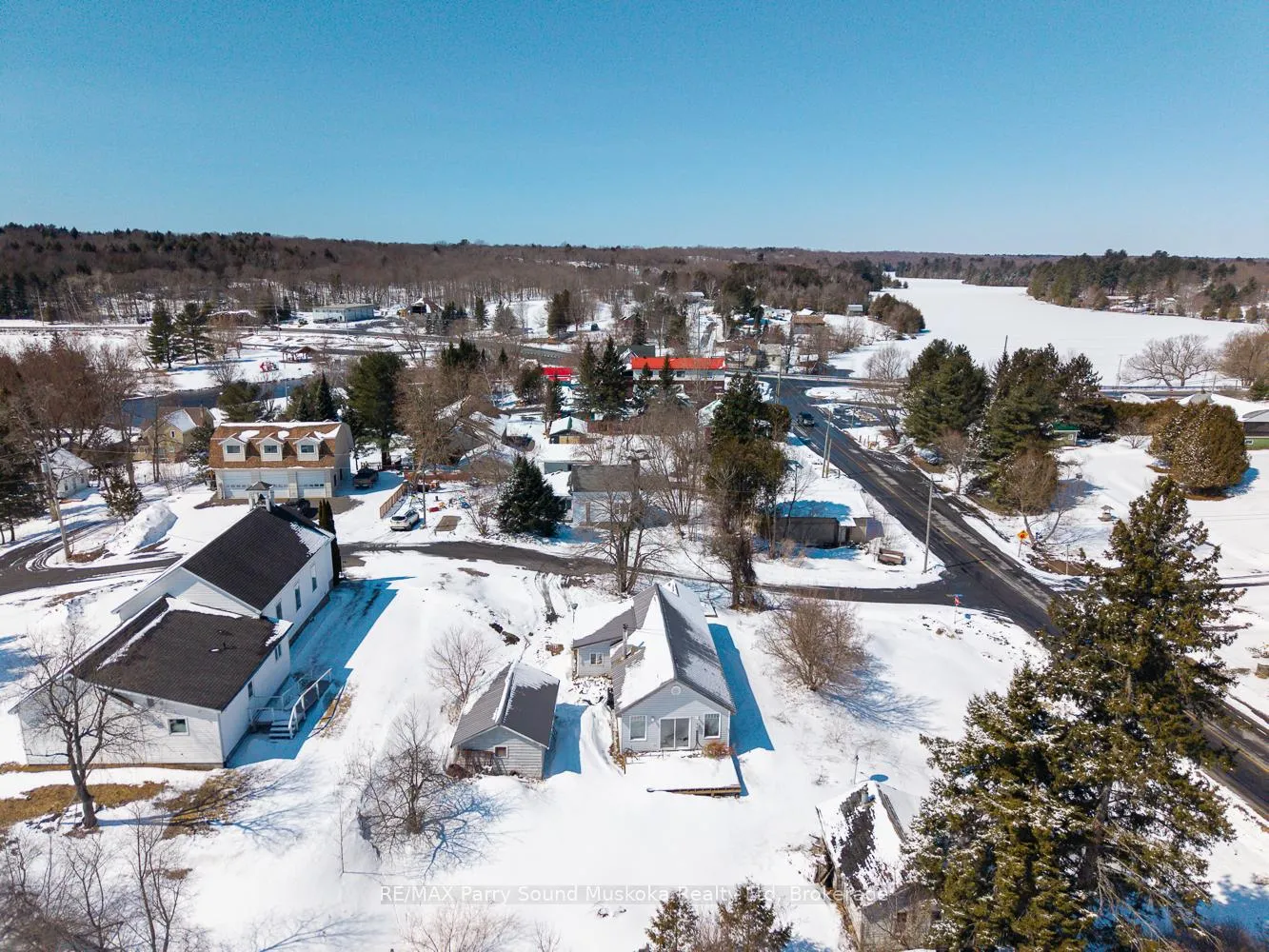 Photo 4 of 2 Mary Street, McKellar — HOMEH