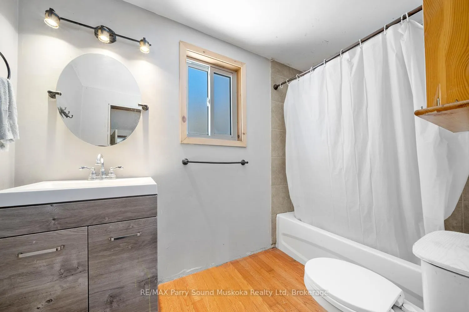 Photo 23 of 2 Mary Street, McKellar — HOMEH