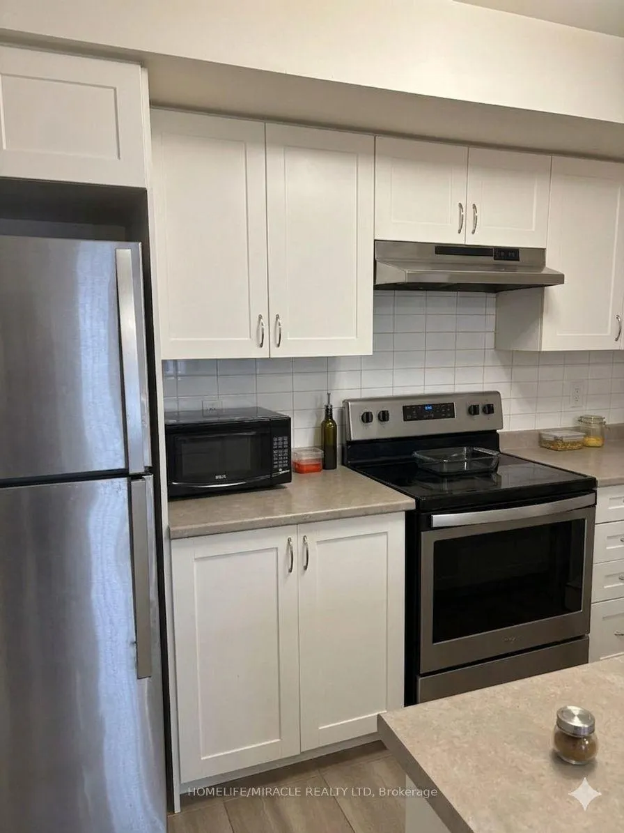 Photo 11 of Unit 121, 250 Sunny Meadow Boulevard, Brampton, Sandringham-Wellington — HOMEH