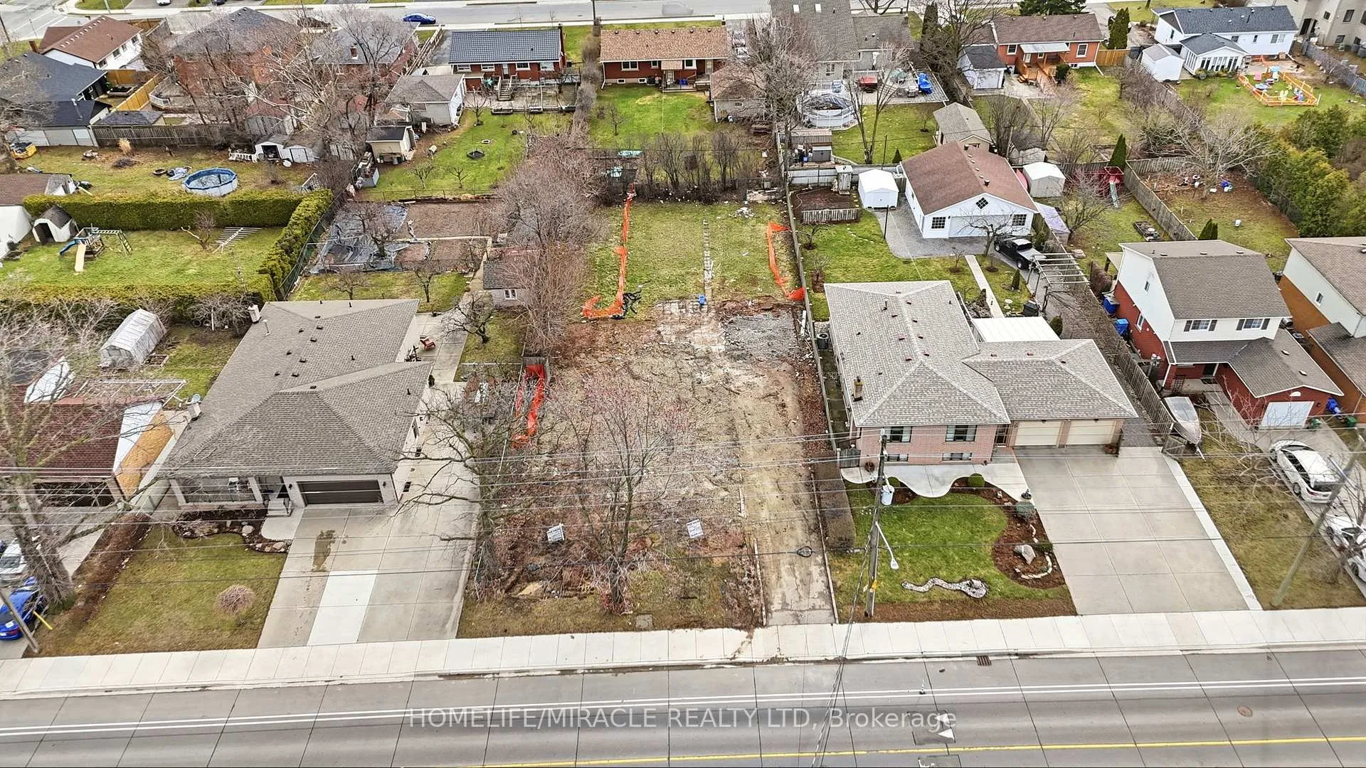 Photo 4 of Unit Part 1, 290 Dewitt Road, Hamilton, Stoney Creek — HOMEH