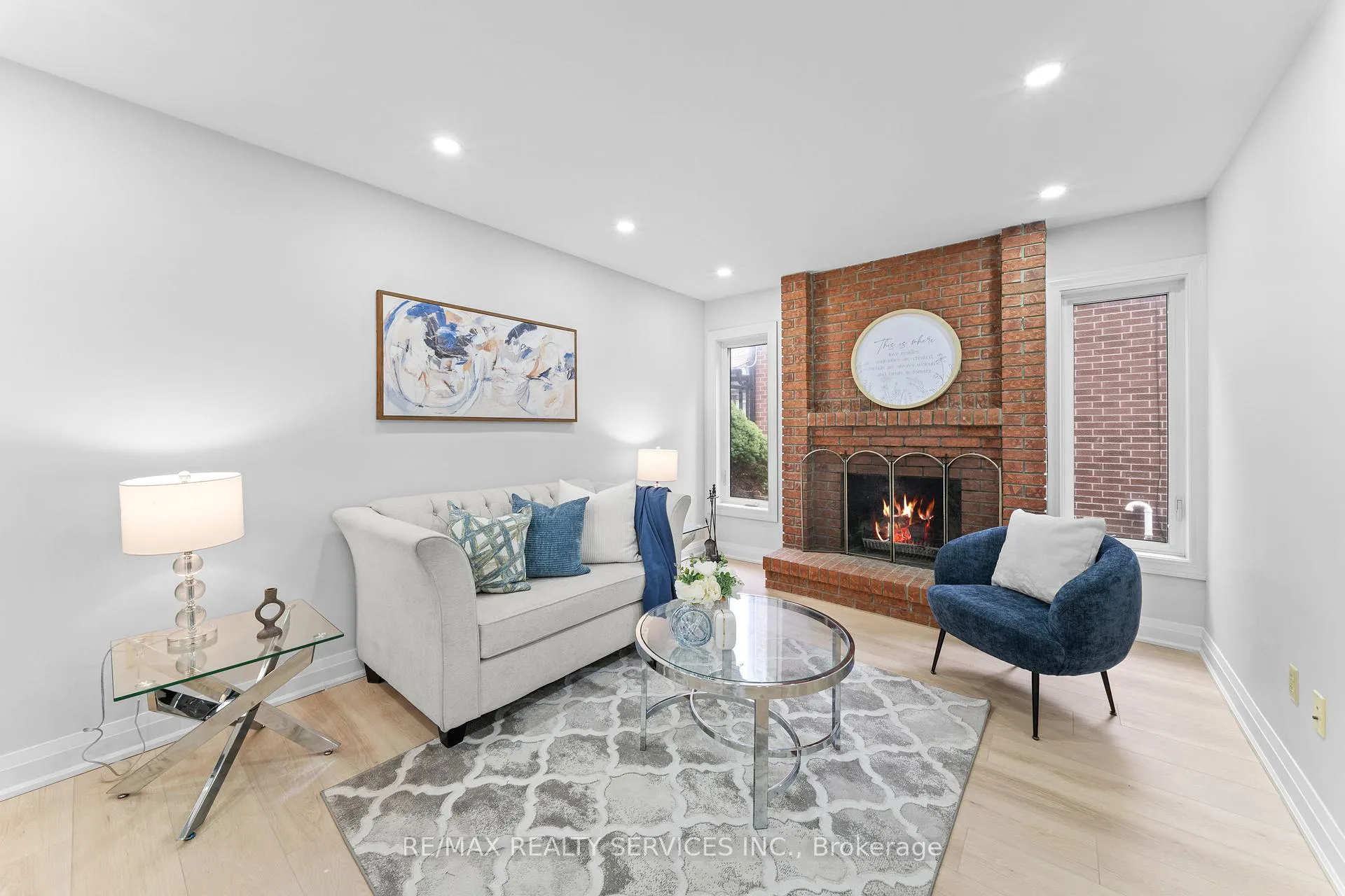 Photo 8 of 41 Tanager Square, Brampton, Heart Lake West — HOMEH