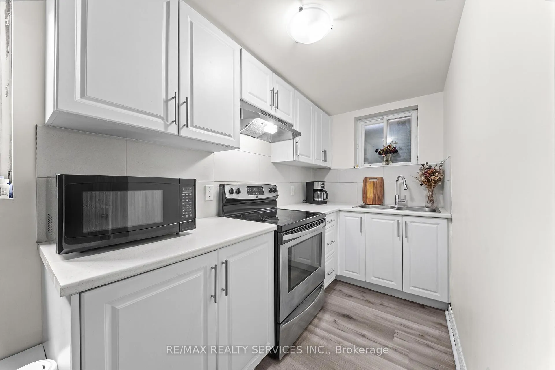 Photo 40 of 41 Tanager Square, Brampton, Heart Lake West — HOMEH