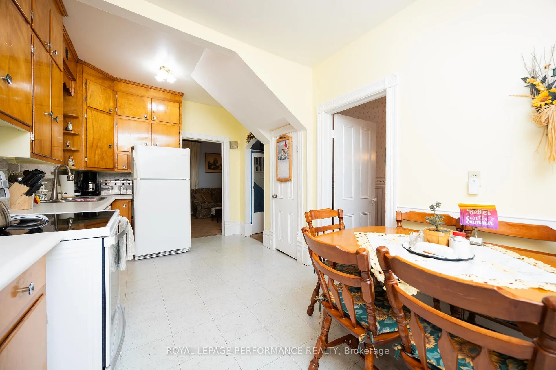 Photo 36 of 11 Peter Street, North Glengarry, Maxville — HOMEH
