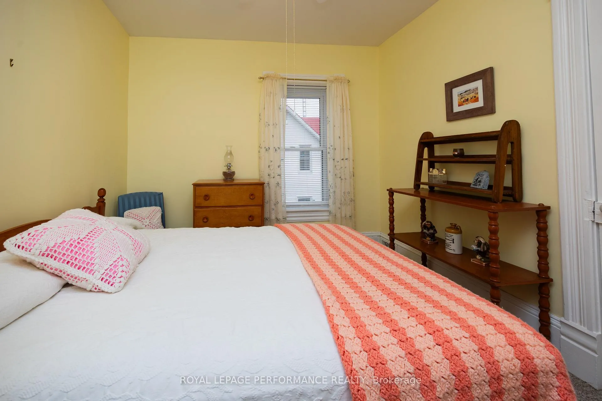 Photo 39 of 11 Peter Street, North Glengarry, Maxville — HOMEH