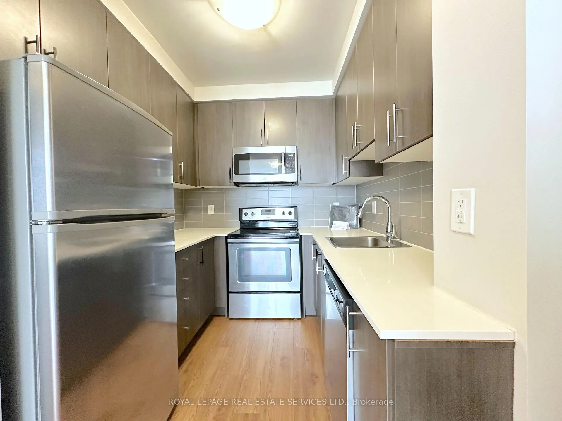 Photo 6 of Unit PH01, 188 Clark Boulevard, Brampton, Queen Street Corridor — HOMEH