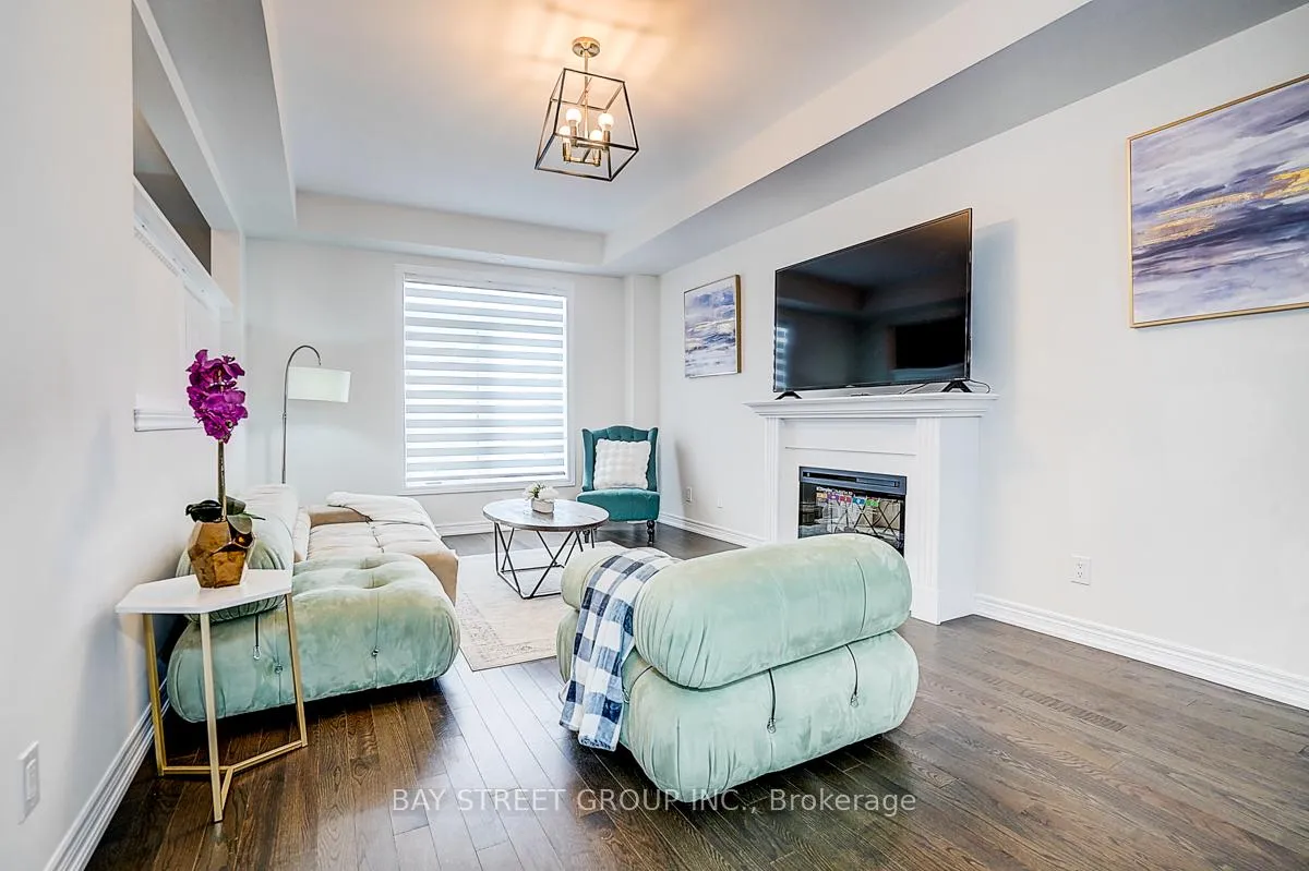 Photo 13 of 19 Morrison Crescent, Whitby, Rural Whitby — HOMEH