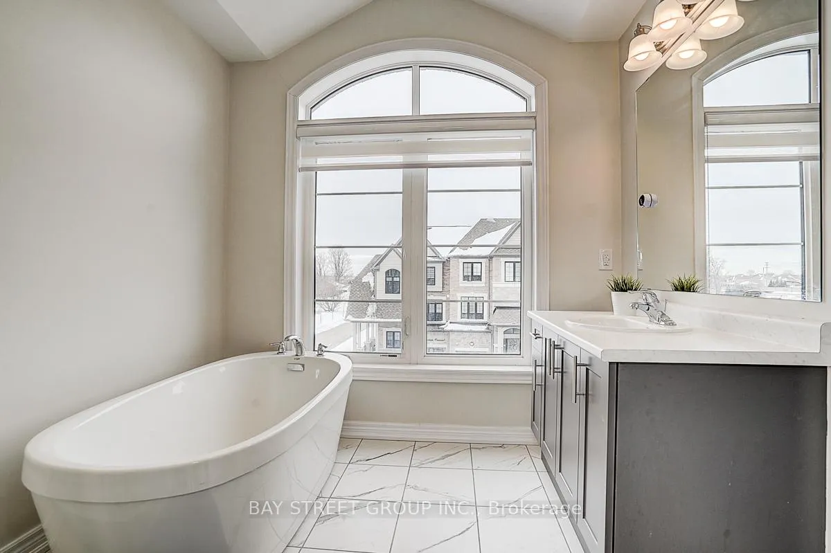 Photo 20 of 19 Morrison Crescent, Whitby, Rural Whitby — HOMEH