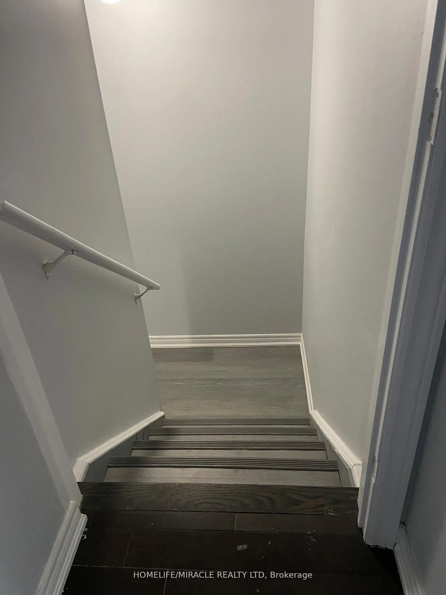 Photo 17 of 3 Talence Drive, Hamilton, Stoney Creek Mountain — HOMEH