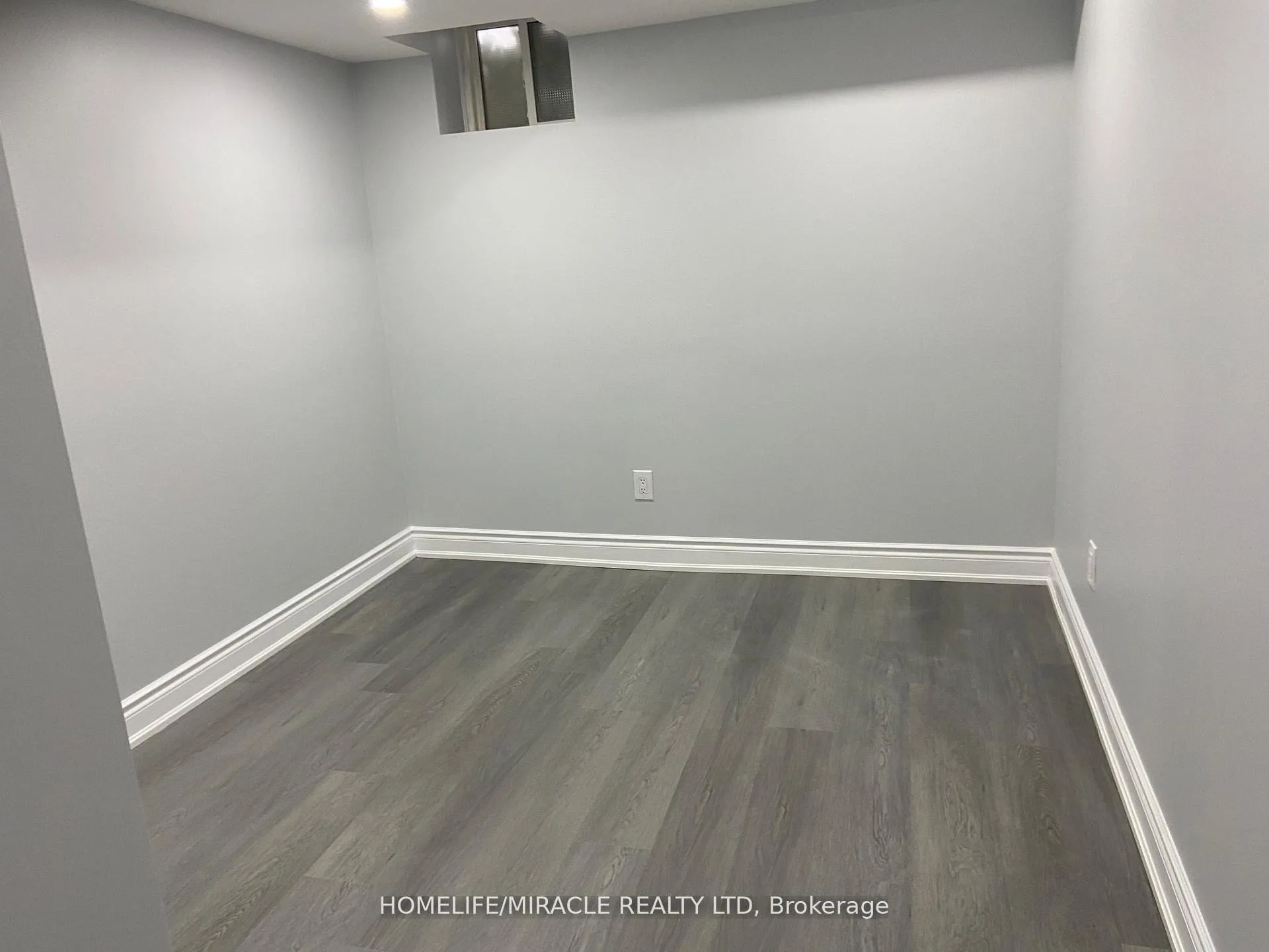 Photo 20 of 3 Talence Drive, Hamilton, Stoney Creek Mountain — HOMEH