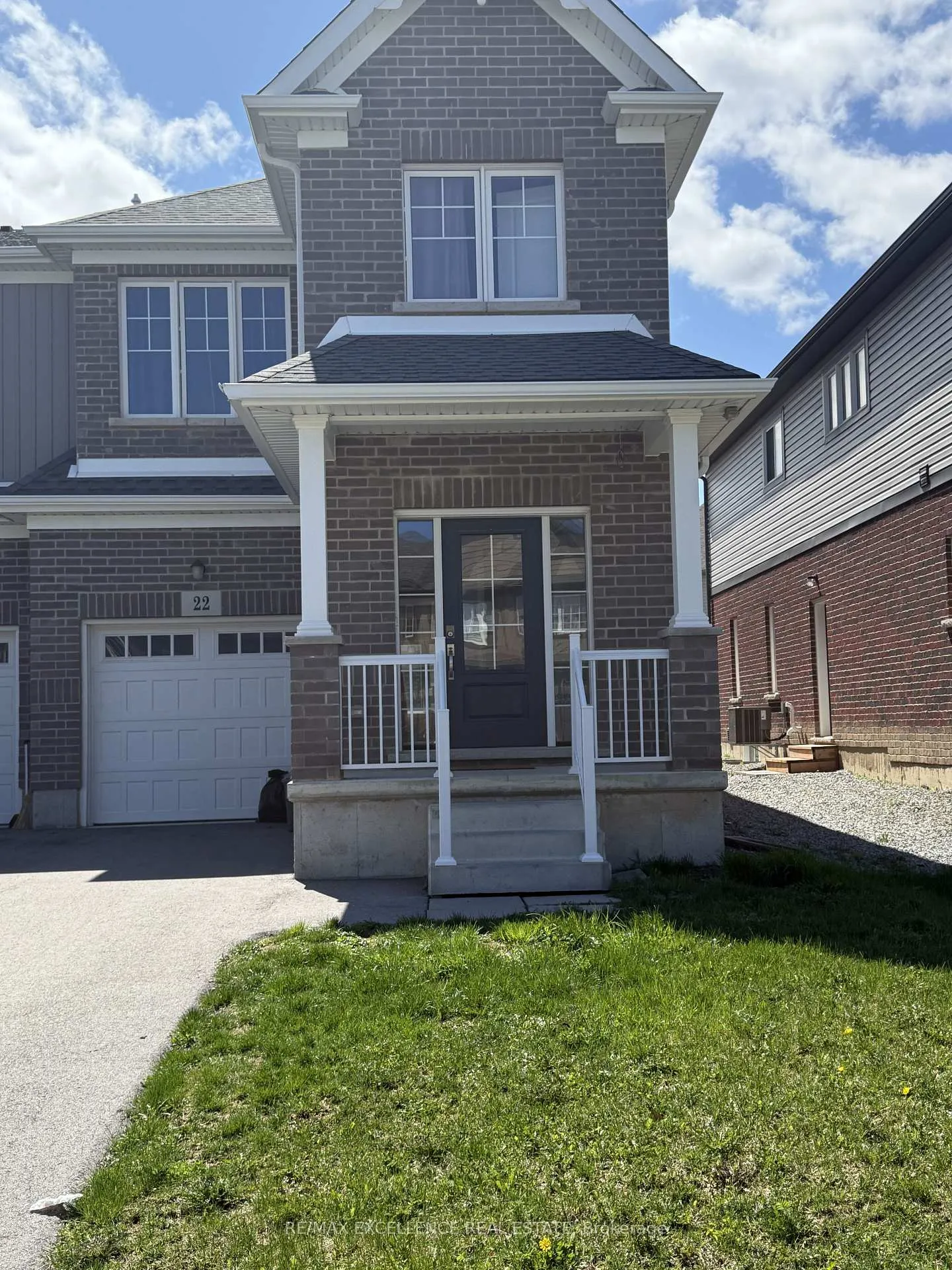 Photo 1 of 22 Bur Oak Drive, Thorold, Confederation Heights — HOMEH