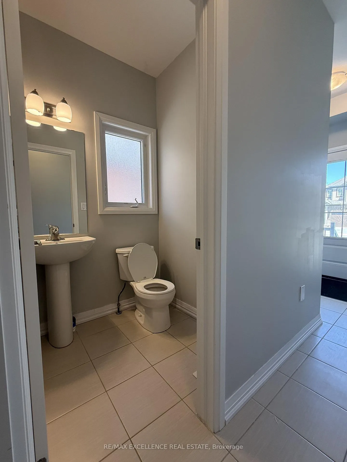 Photo 18 of 22 Bur Oak Drive, Thorold, Confederation Heights — HOMEH