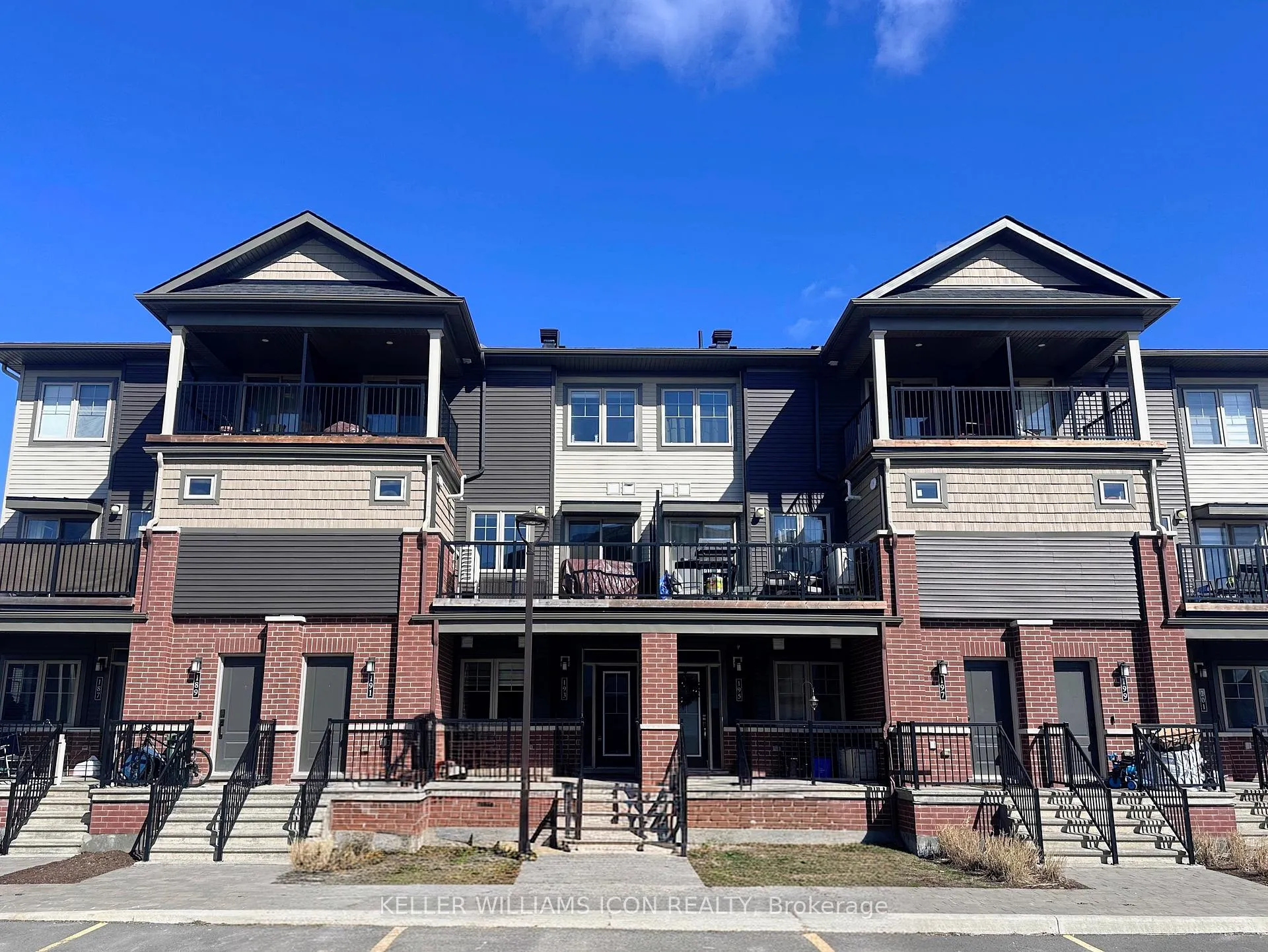 Photo 1 of 193 Anthracite Drive, Ottawa, Barrhaven - Heritage Park — HOMEH