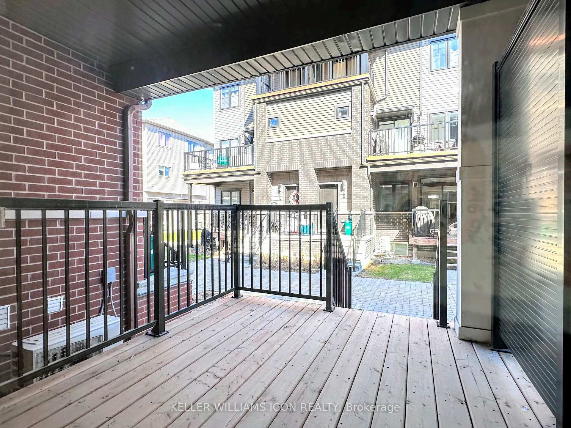 Photo 15 of 193 Anthracite Drive, Ottawa, Barrhaven - Heritage Park — HOMEH