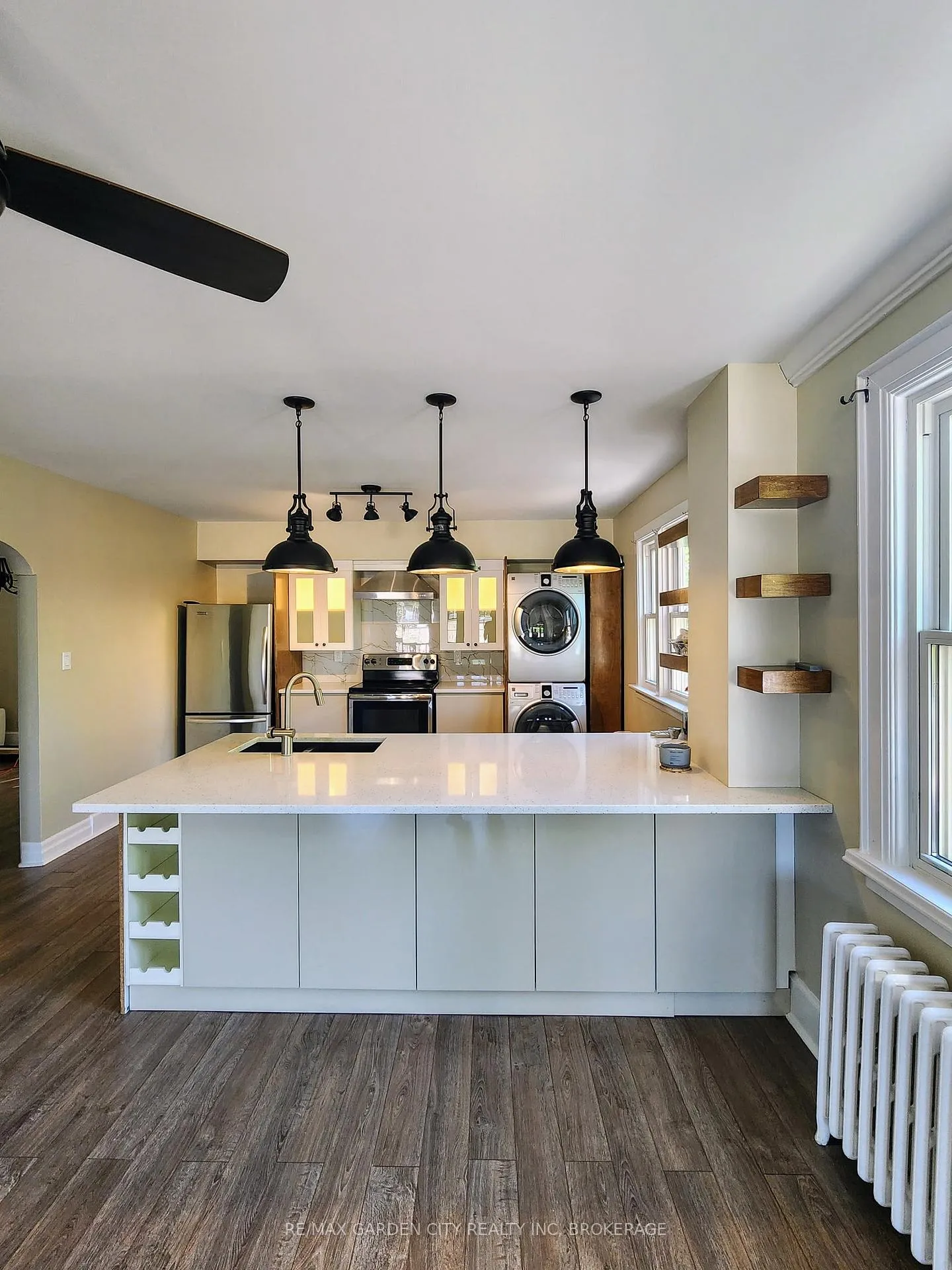 Photo 4 of Unit One, 75 Thomas Street, St. Catharines, Downtown — HOMEH