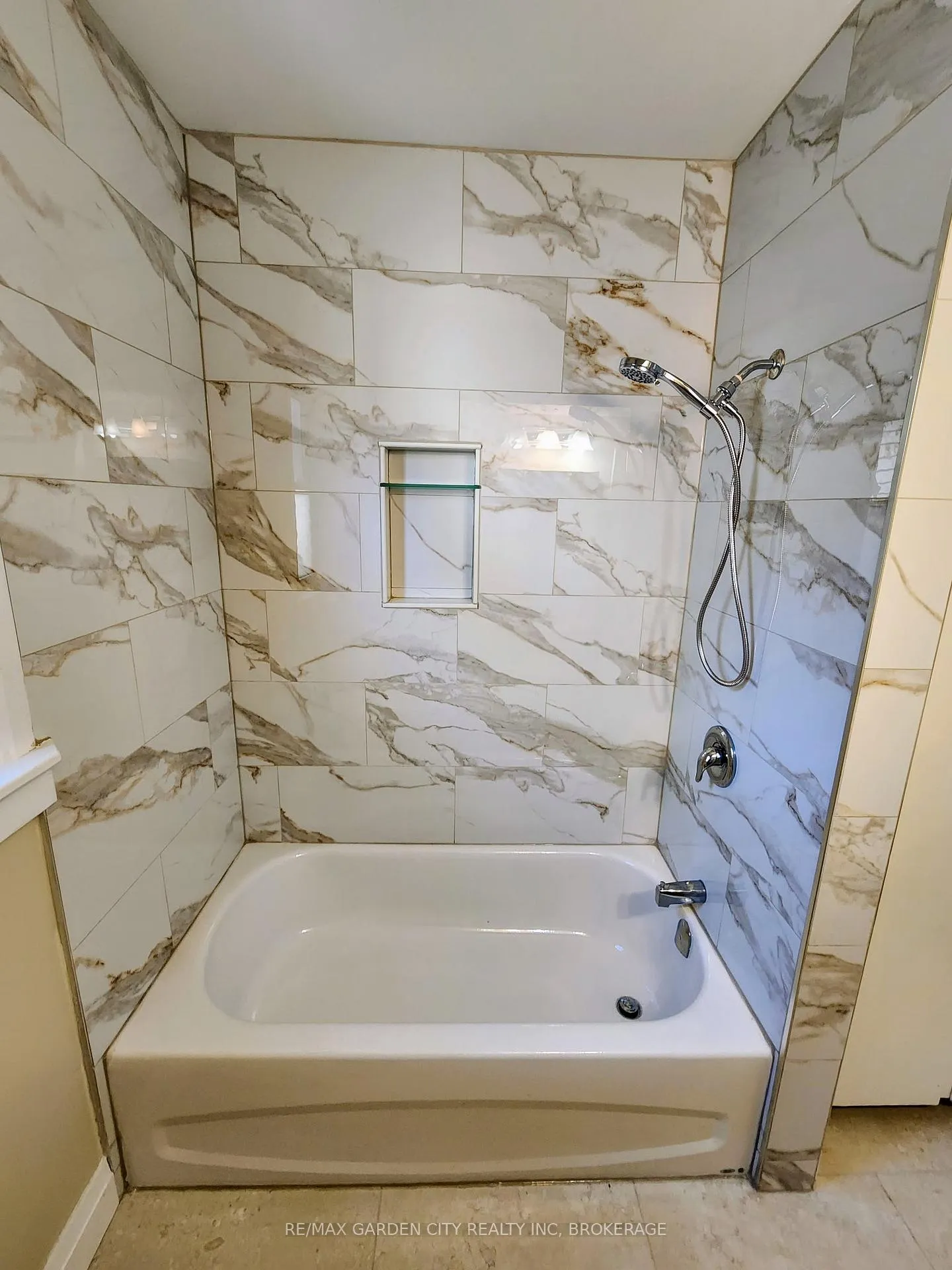 Photo 11 of Unit One, 75 Thomas Street, St. Catharines, Downtown — HOMEH