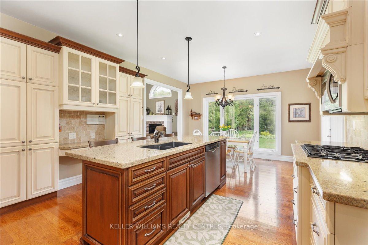 Photo 18 of 41 Huntley Drive, Georgina, Historic Lakeshore Communities — HOMEH