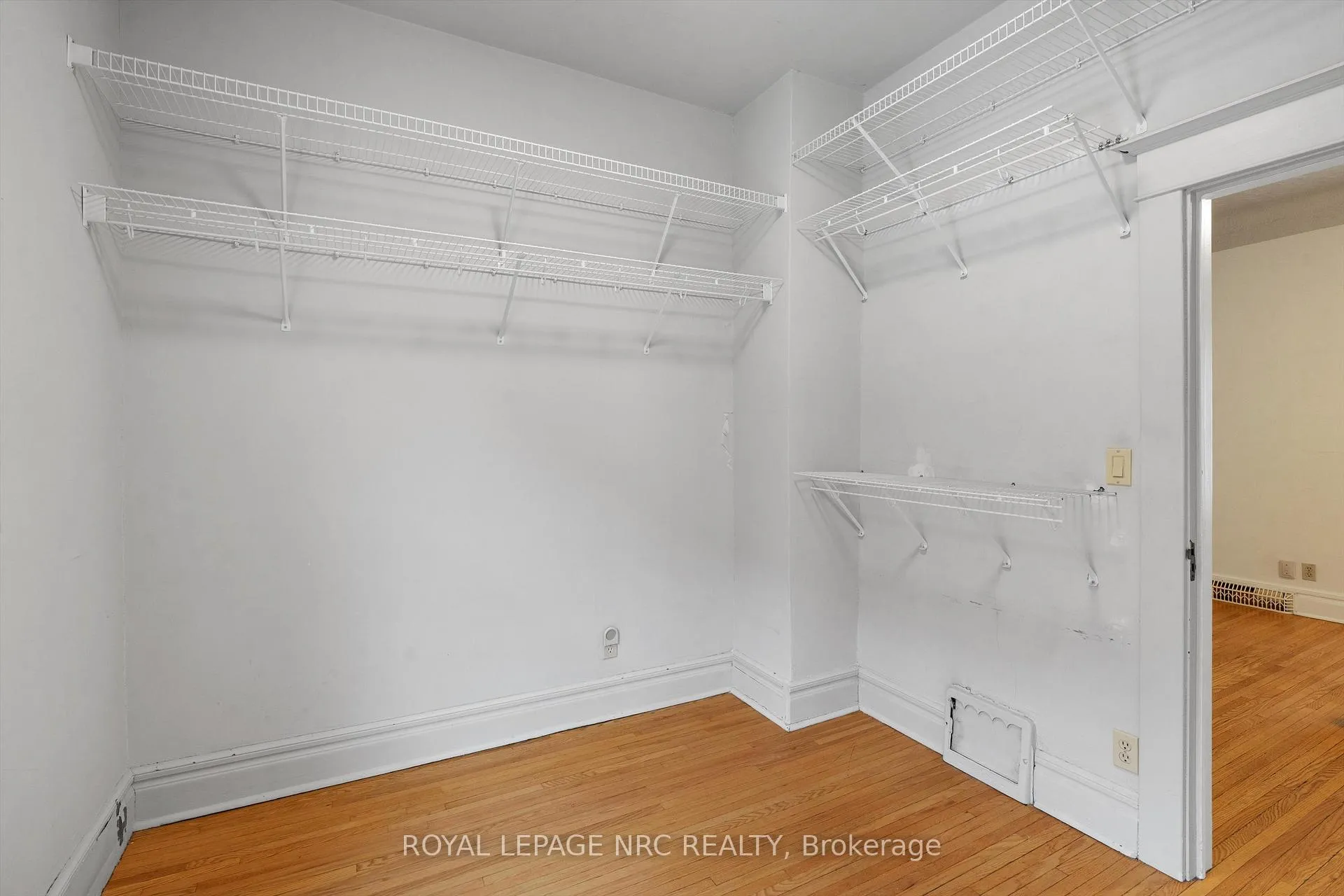 Photo 20 of 16 McGhie Street, St. Catharines, Downtown — HOMEH