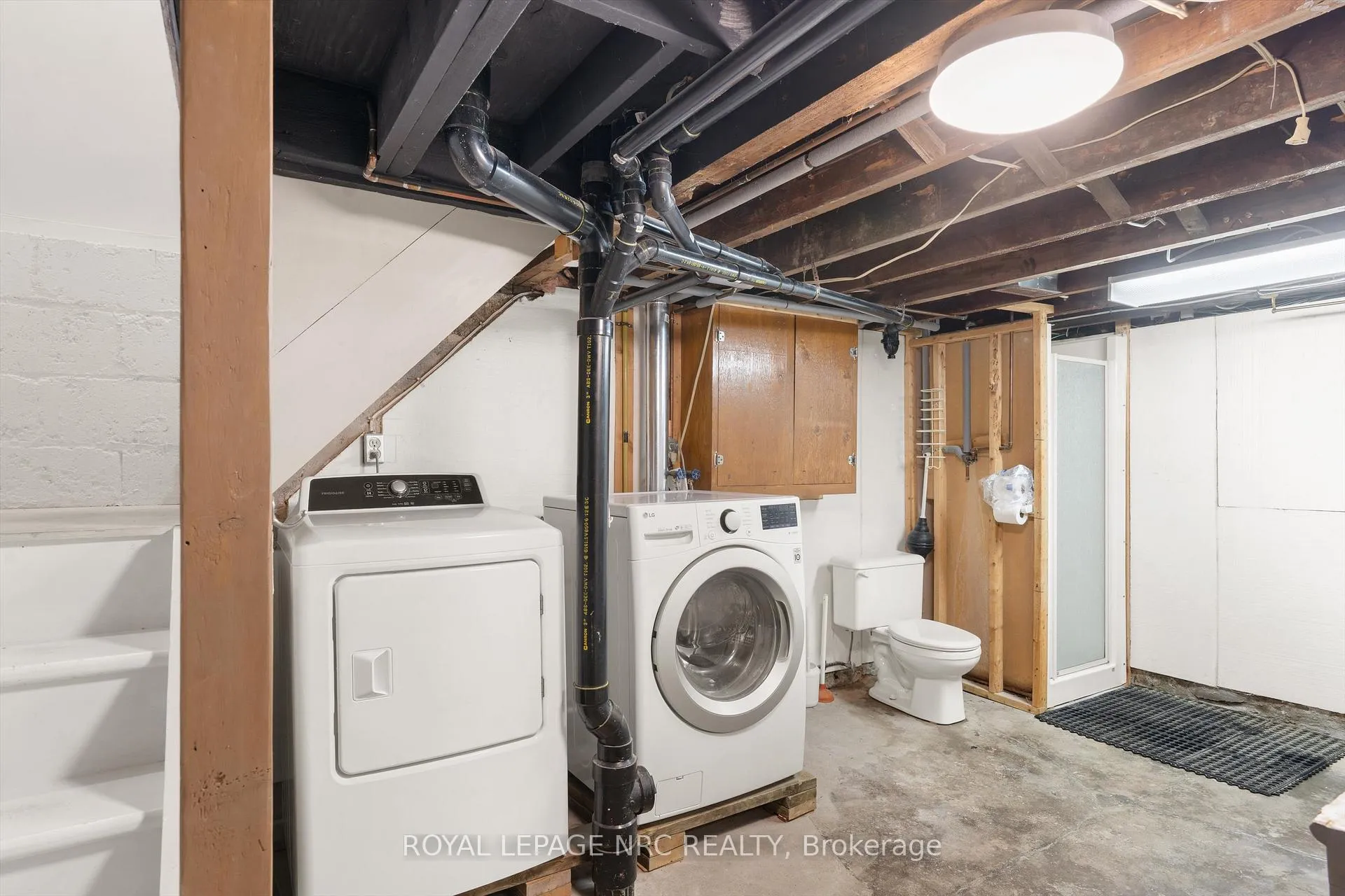 Photo 21 of 16 McGhie Street, St. Catharines, Downtown — HOMEH