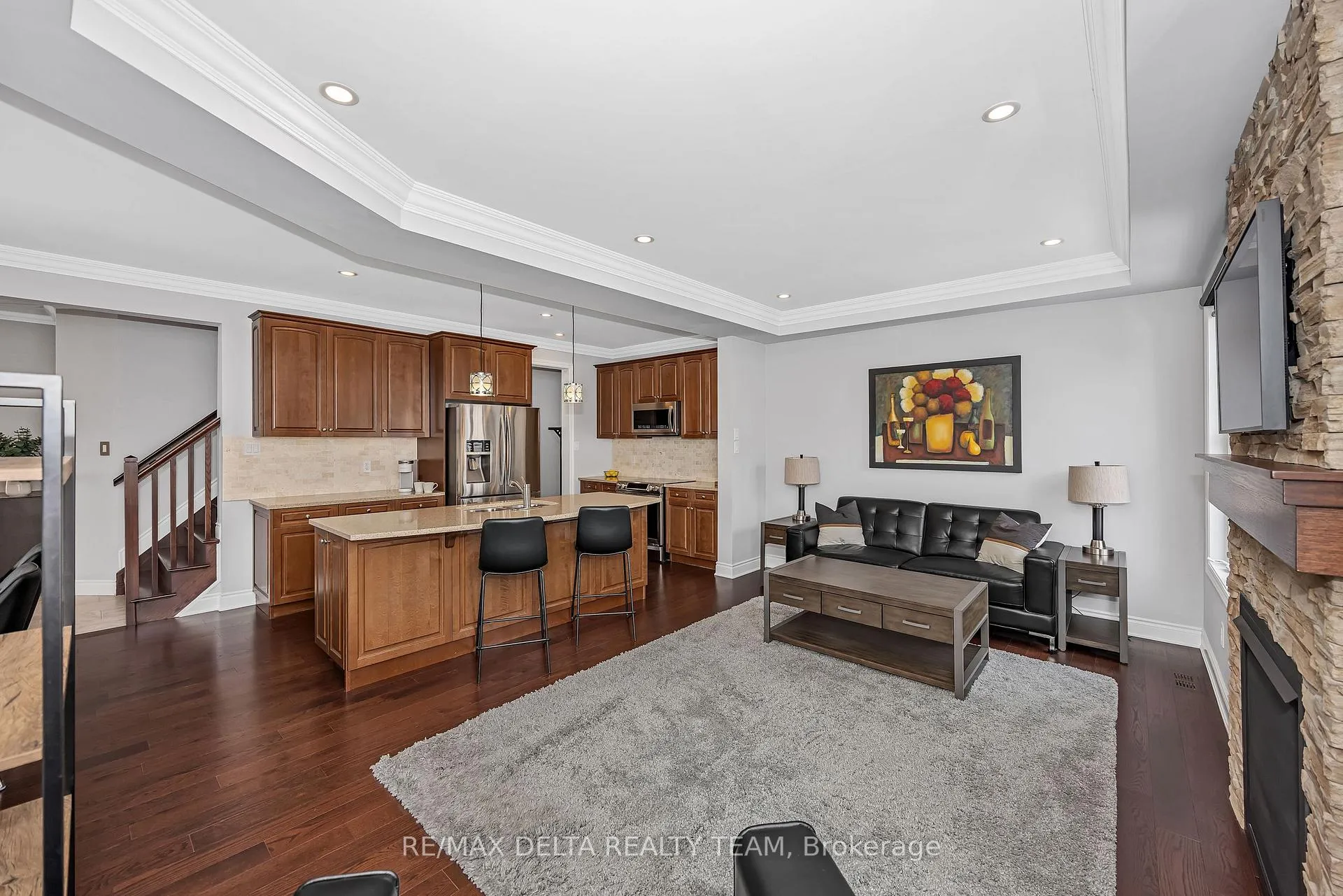 Photo 8 of 751 Devario Crescent, Ottawa, Barrhaven - Half Moon Bay — HOMEH
