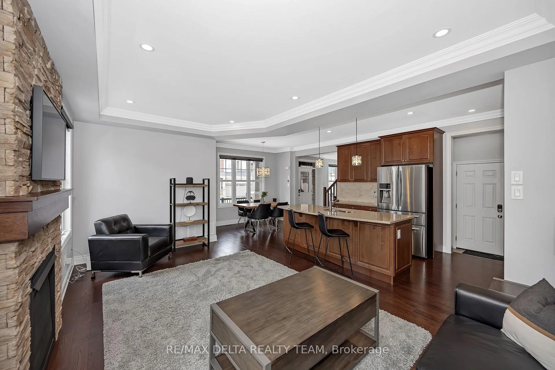Photo 9 of 751 Devario Crescent, Ottawa, Barrhaven - Half Moon Bay — HOMEH