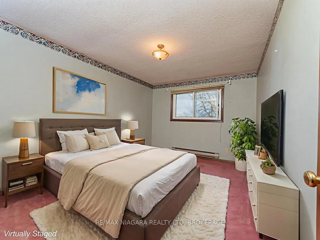 Photo 14 of 26 Lampman Crescent, Thorold, Confederation Heights — HOMEH