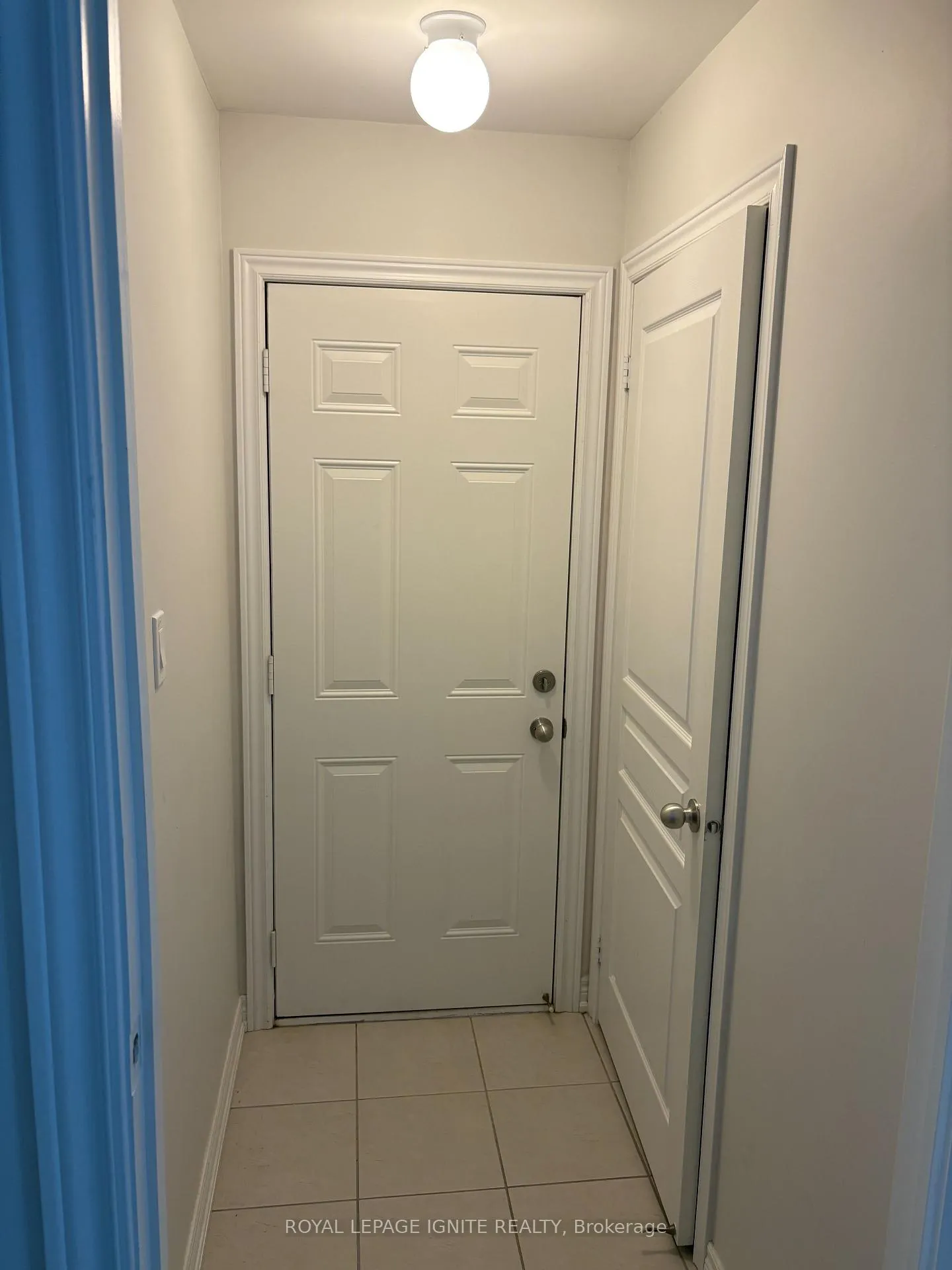 Photo 17 of 209 Barons Street, Vaughan, Kleinburg — HOMEH