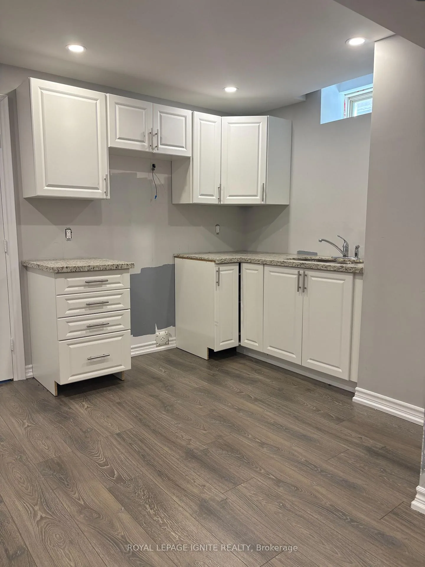 Photo 19 of 209 Barons Street, Vaughan, Kleinburg — HOMEH