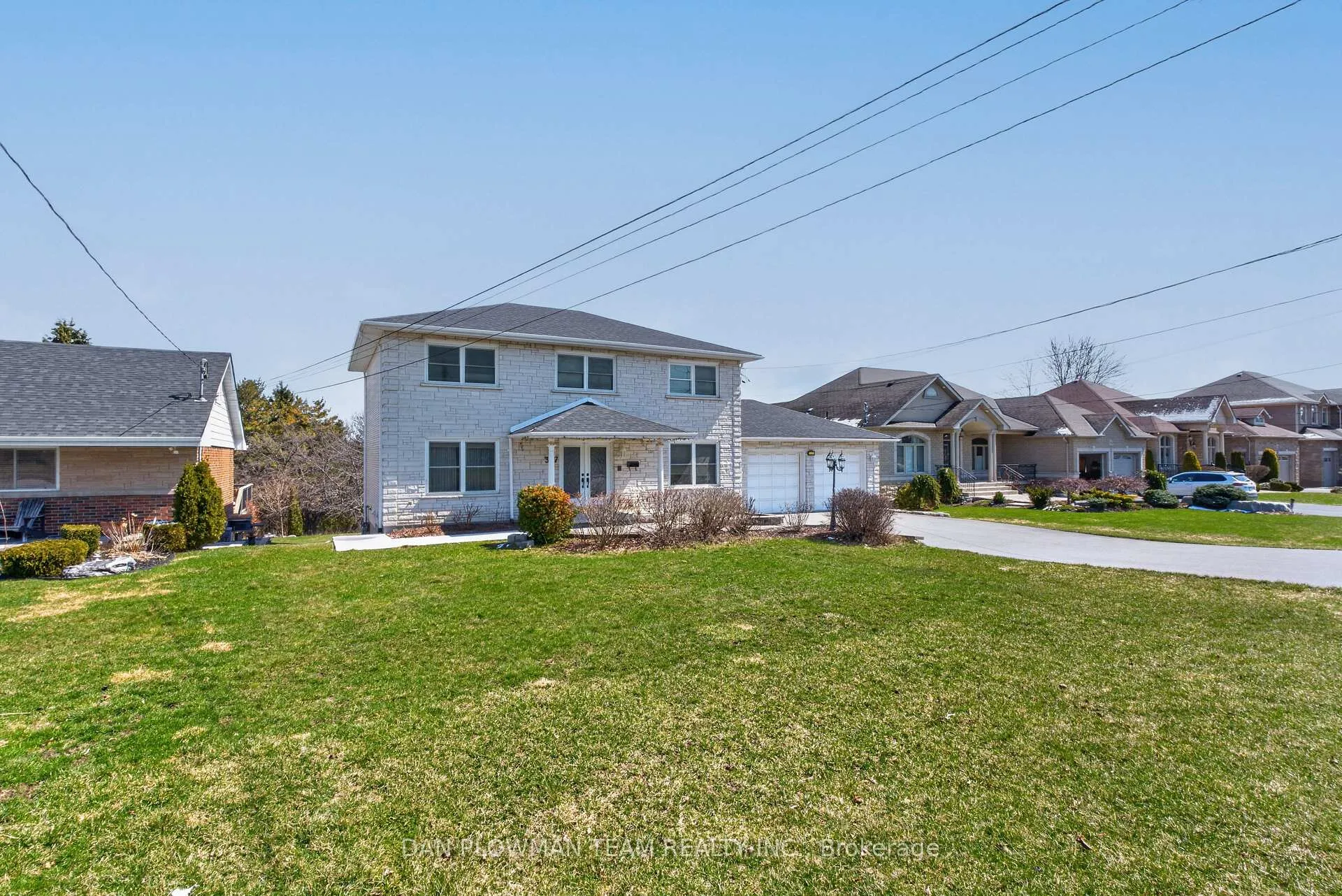 Photo 3 of 357 Powell Road, Whitby, Blue Grass Meadows — HOMEH