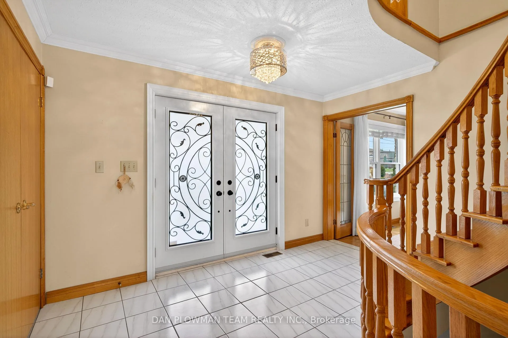 Photo 5 of 357 Powell Road, Whitby, Blue Grass Meadows — HOMEH