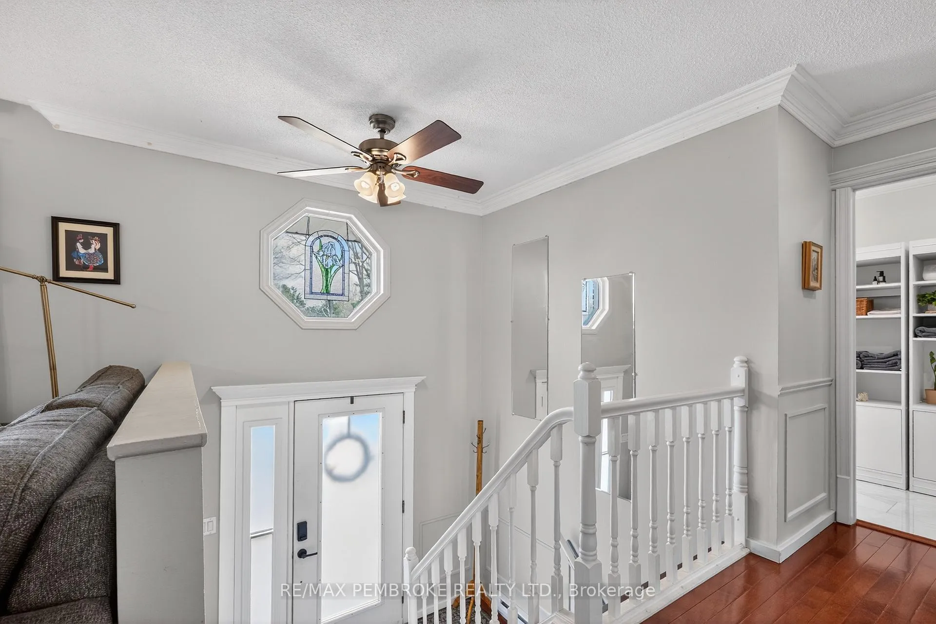 Photo 11 of 13 Point Crescent, Petawawa — HOMEH
