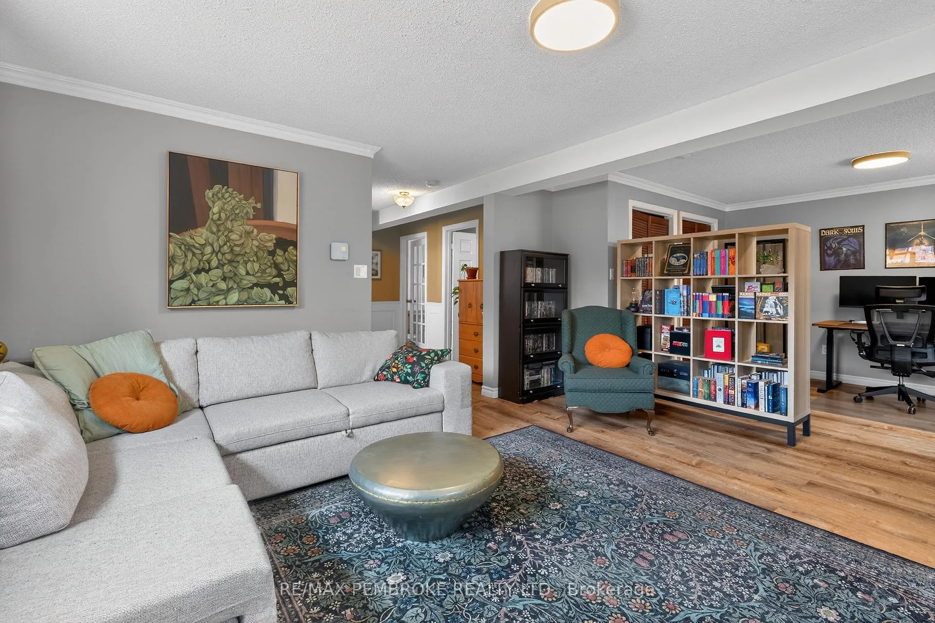 Photo 35 of 13 Point Crescent, Petawawa — HOMEH