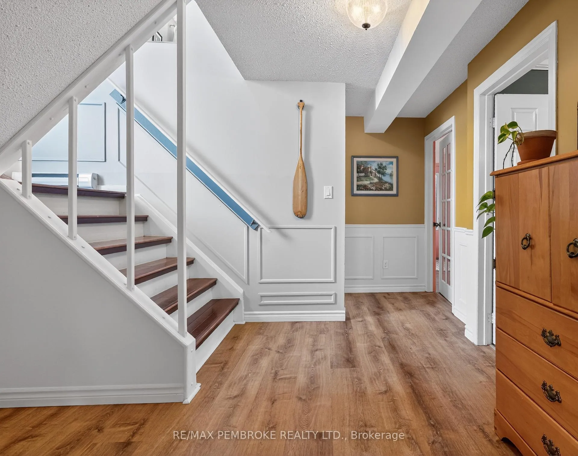 Photo 39 of 13 Point Crescent, Petawawa — HOMEH