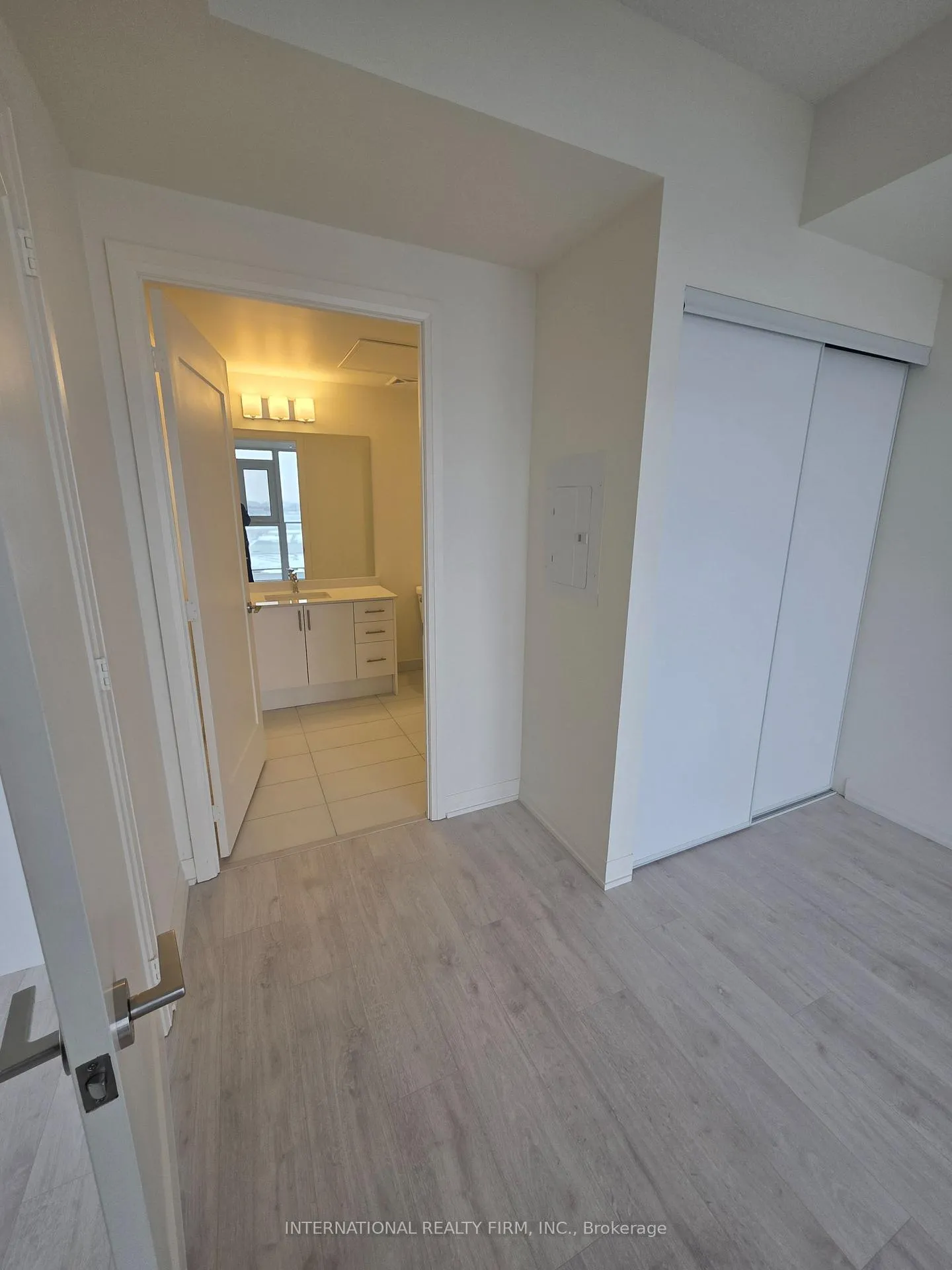Photo 15 of Unit 909, 8960 Jane St., Vaughan, Concord — HOMEH