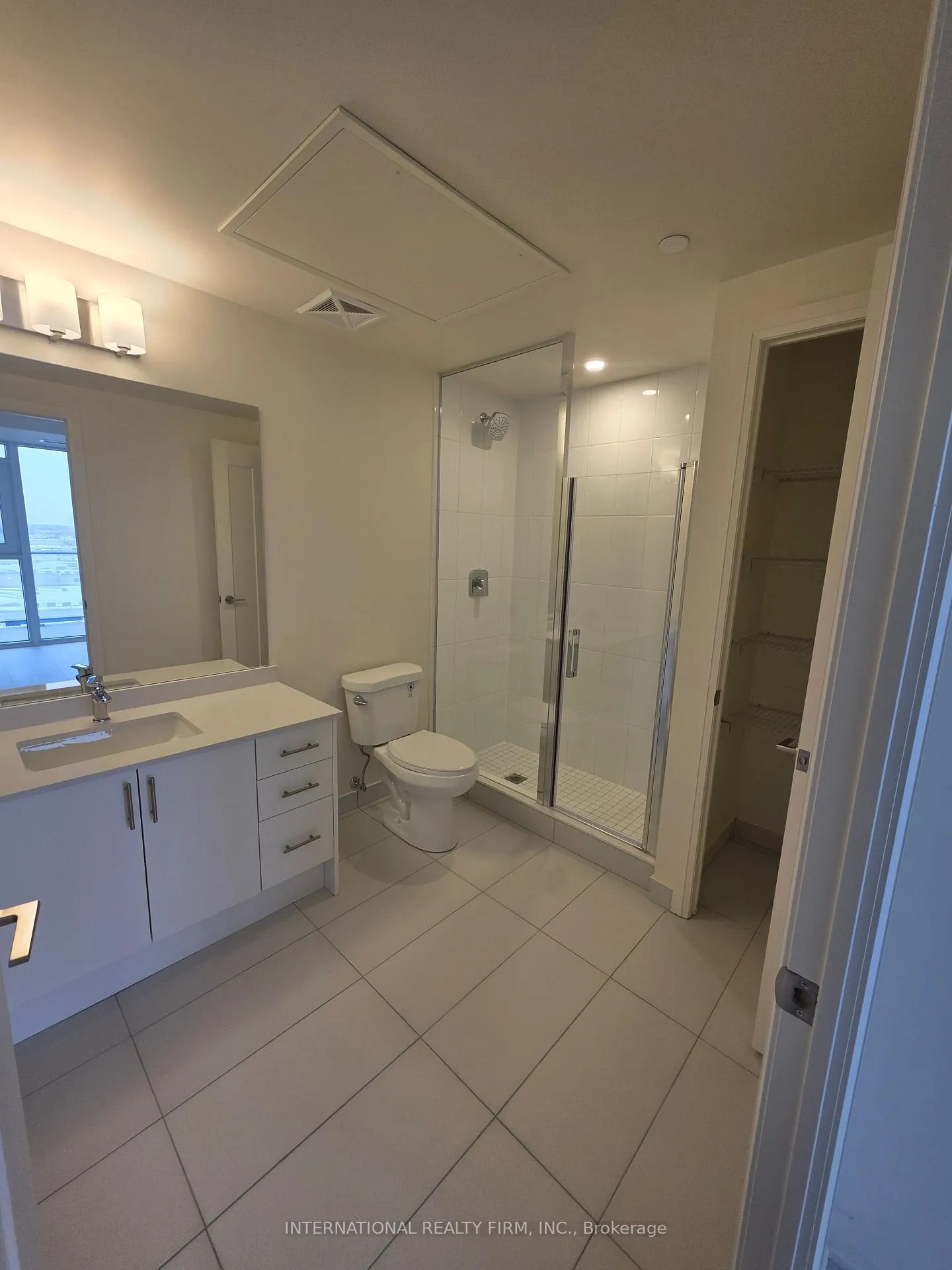 Photo 17 of Unit 909, 8960 Jane St., Vaughan, Concord — HOMEH