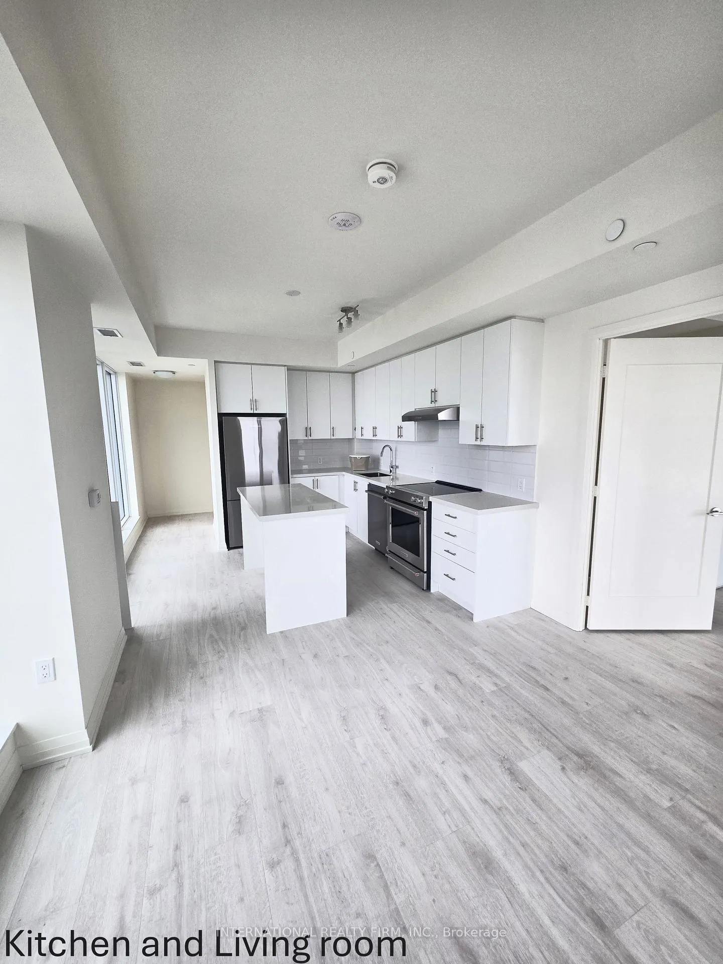 Photo 24 of Unit 909, 8960 Jane St., Vaughan, Concord — HOMEH